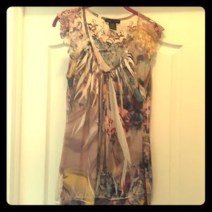 Woman’s blouse spandex and polyester sleeveless